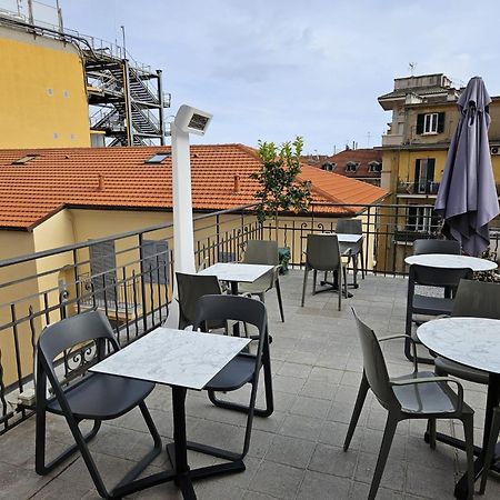 Prima Fila Premium Guest House Sanremo Luaran gambar