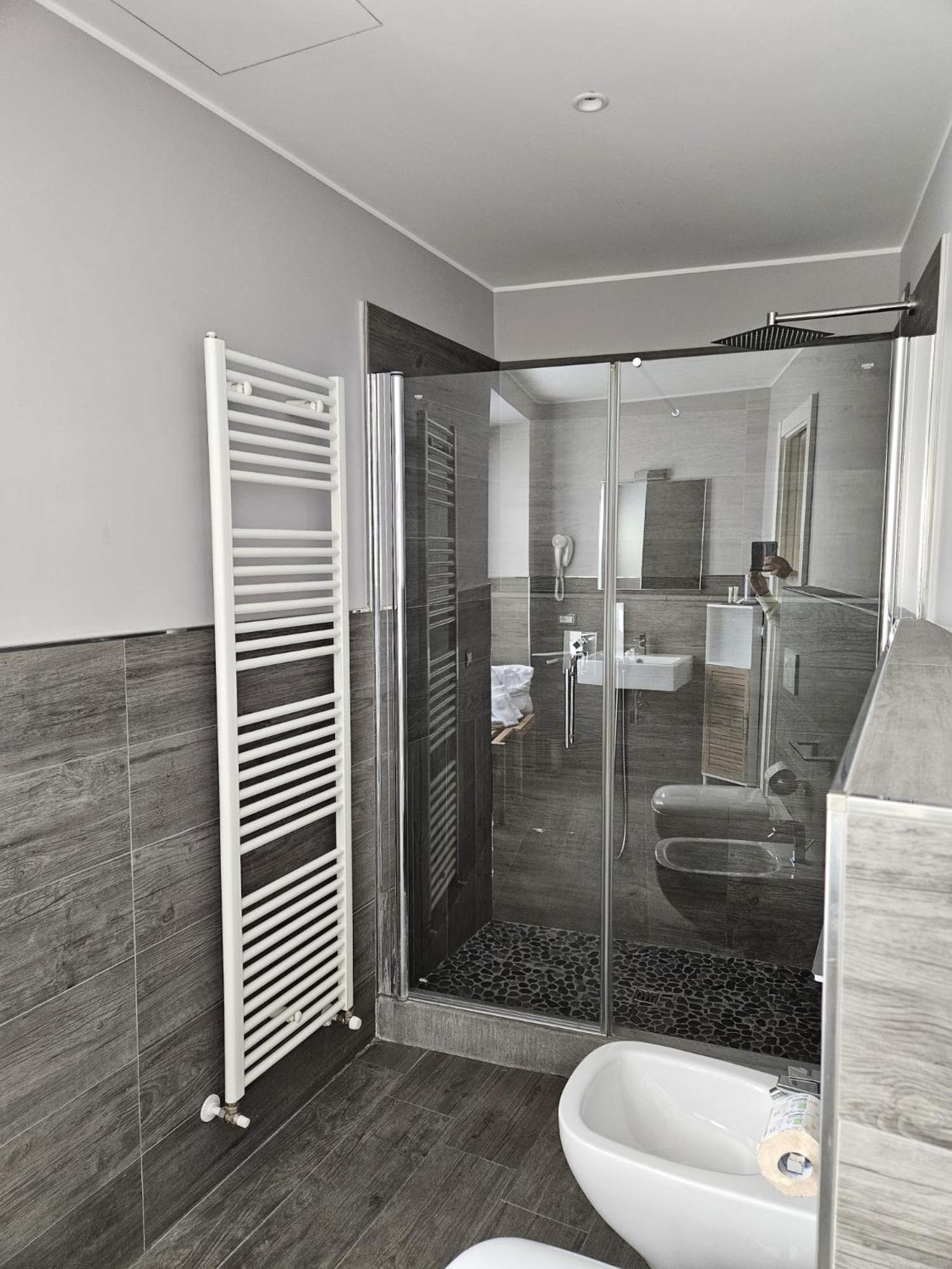 Prima Fila Premium Guest House Sanremo Luaran gambar